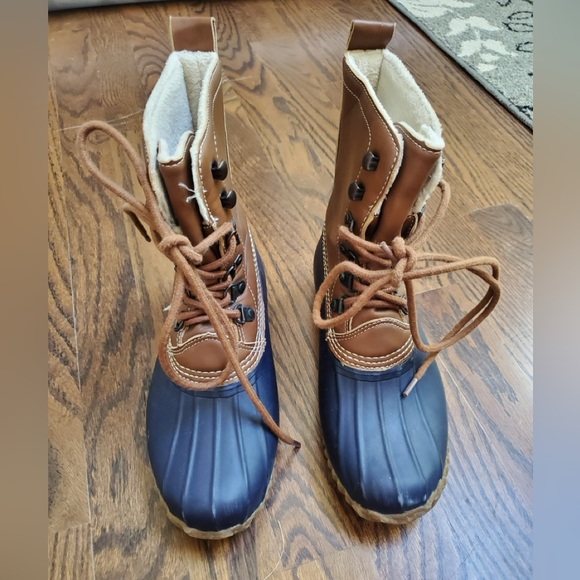 Esprit Brown and Blue Winter & Rain Boots - Picture 1 of 3